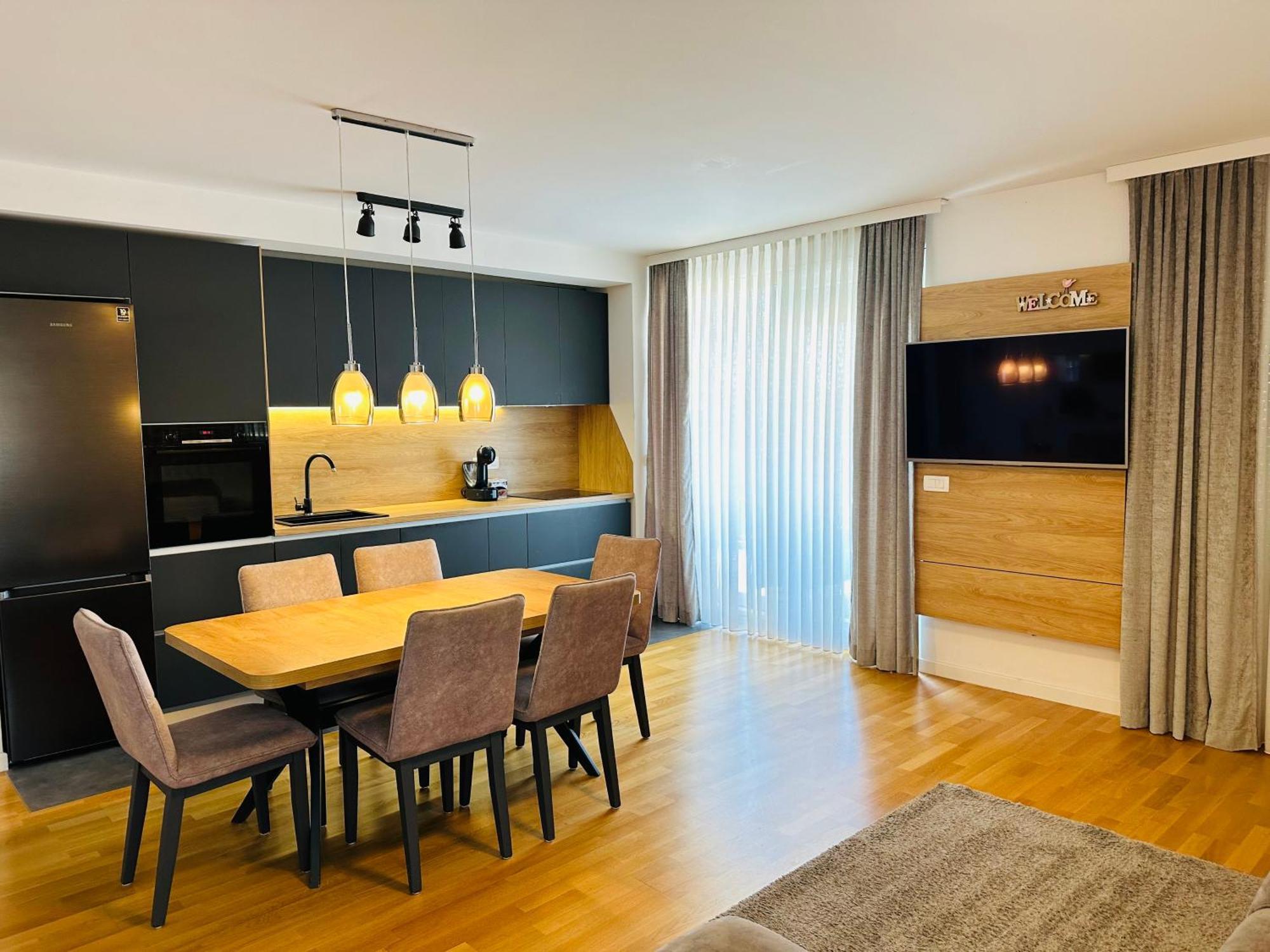Apartment King With Private Parking 扎达尔 外观 照片